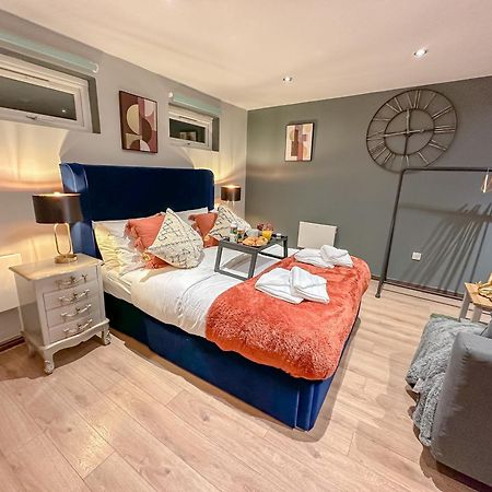 Stunning Studio Garden House - Free Wifi & Parking Hendon Luaran gambar