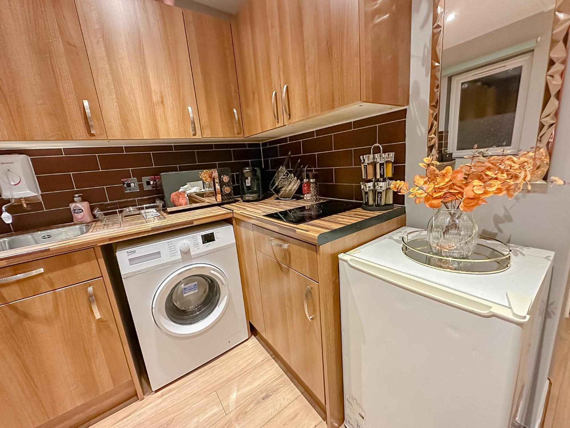 Stunning Studio Garden House - Free Wifi & Parking Hendon Luaran gambar