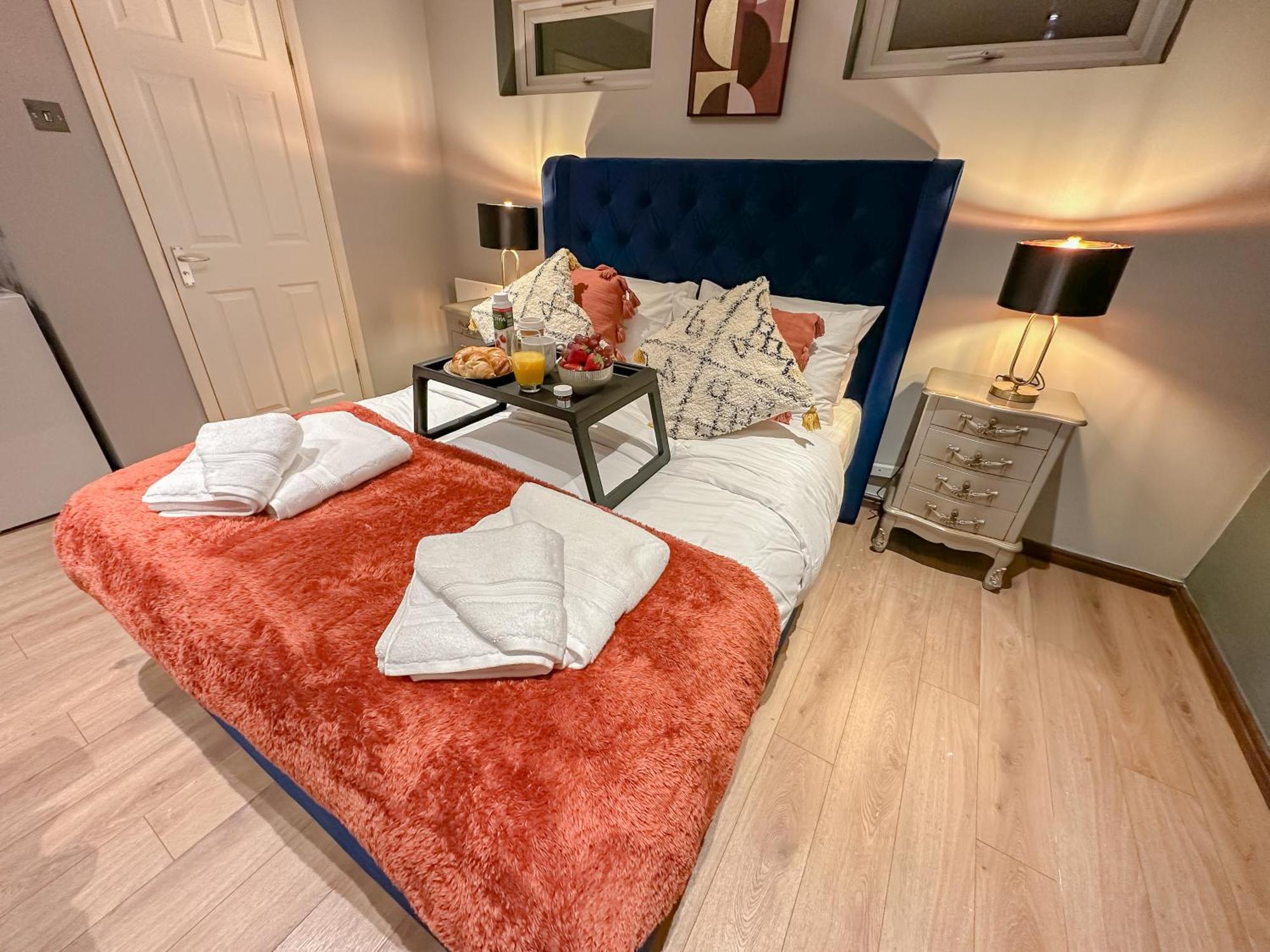 Stunning Studio Garden House - Free Wifi & Parking Hendon Luaran gambar